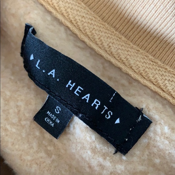 Pacsun LA Hearts yellow crew neck - Picture 3 of 3